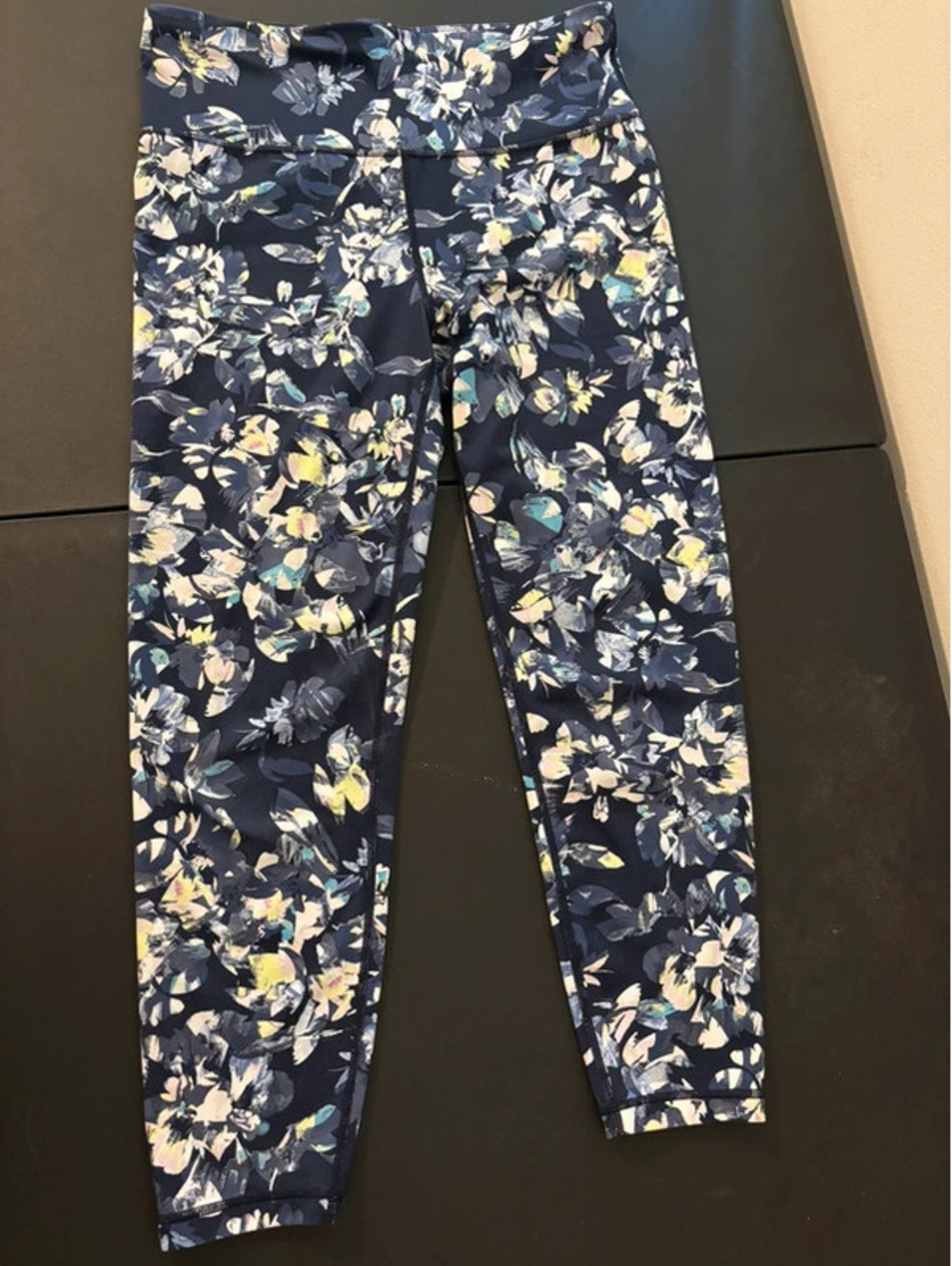 Gap fit leggings medium - Picture 1 of 3